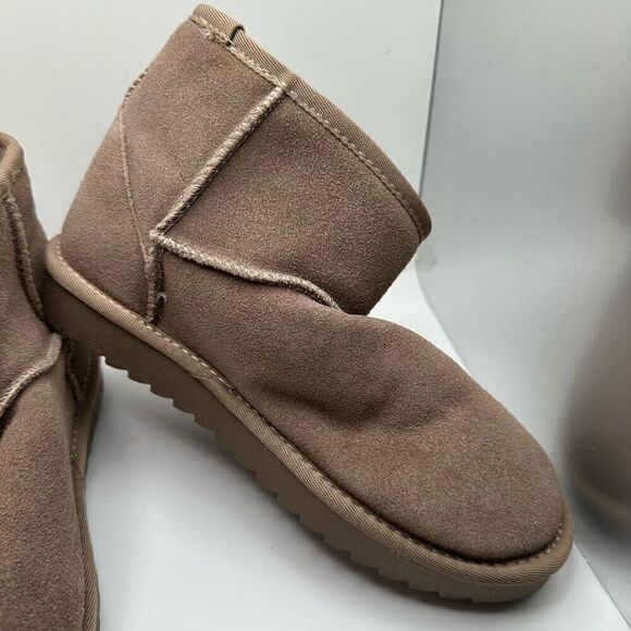 CUSHIONAIRE Women's Hipster pull on boot +Memory Foam TAUPE 8 RETURN - Picture 6 of 7